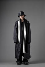 Load image into Gallery viewer, Y-3 Yohji Yamamoto 3 STRIPE SCARF (BLACK)