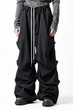 Load image into Gallery viewer, A.F ARTEFACT EXTREME WIDE BAGGY PANTS / SERGE TWILL (BLACK)