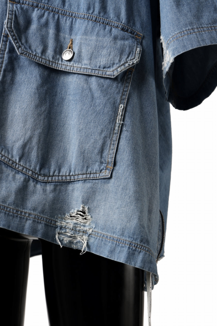 mastermind JAPAN DISTRESSED SS PULLOVER DENIM SHIRT (INDIGO)