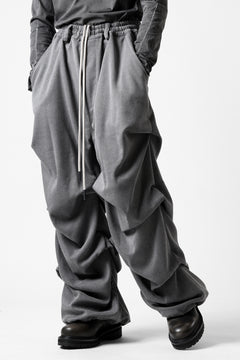 Load image into Gallery viewer, A.F ARTEFACT EXTREME WIDE BAGGY PANTS / SERGE TWILL (L.GREY)