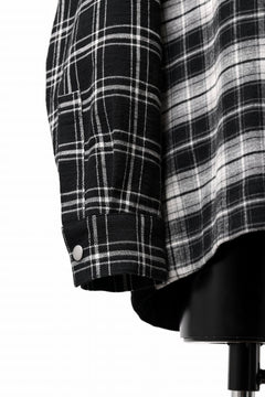 Load image into Gallery viewer, A.F ARTEFACT SNAPPED OVER SHIRT / CHECK x CORDUROY COMBI (BLACK)