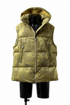 Load image into Gallery viewer, Y-3 Yohji Yamamoto GRAPHICS PUFFER VEST / PERTEX® (YELOOW + BLACK)