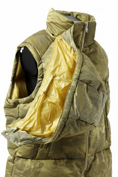 Load image into Gallery viewer, Y-3 Yohji Yamamoto GRAPHICS PUFFER VEST / PERTEX® (YELOOW + BLACK)