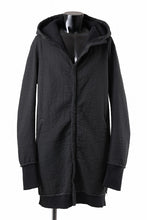 Load image into Gallery viewer, daub HOODIE LONG PARKA / DYEING PADDED FABRIC (BLACK)