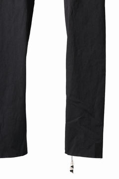 Load image into Gallery viewer, m.a+ 5 pocket medium fit pants / P282/CCE (BLACK)