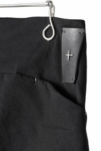 Load image into Gallery viewer, m.a+ 5 pocket medium fit pants / P282/CCE (BLACK)