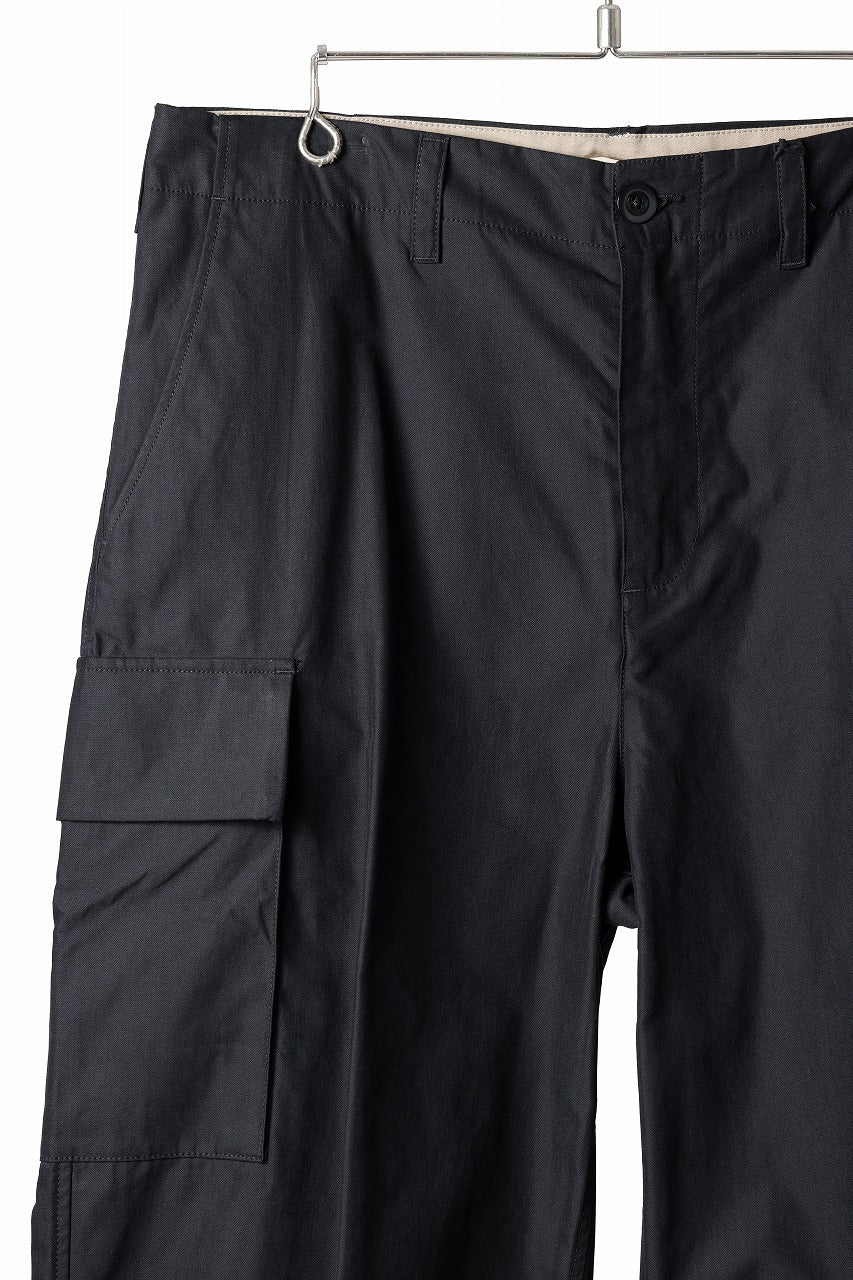 Load image into Gallery viewer, Ten c CARGO TROUSERS / PIECE DYED CONYPE MICRO-FIBER (BLACK)