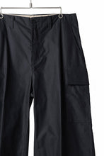 Load image into Gallery viewer, Ten c CARGO TROUSERS / PIECE DYED CONYPE MICRO-FIBER (BLACK)