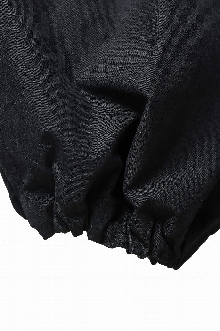 Load image into Gallery viewer, Ten c CARGO TROUSERS / PIECE DYED CONYPE MICRO-FIBER (BLACK)