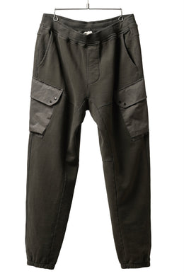 Ten c MULTI POCKET SNAP SWEAT PANTS / GARMENT DYED (DARK OLIVE)