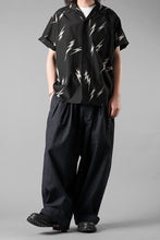 Load image into Gallery viewer, Y's for men x MASSES TE PATTERN DISCHARGE PRINT H/S SHIRT (BLACK)