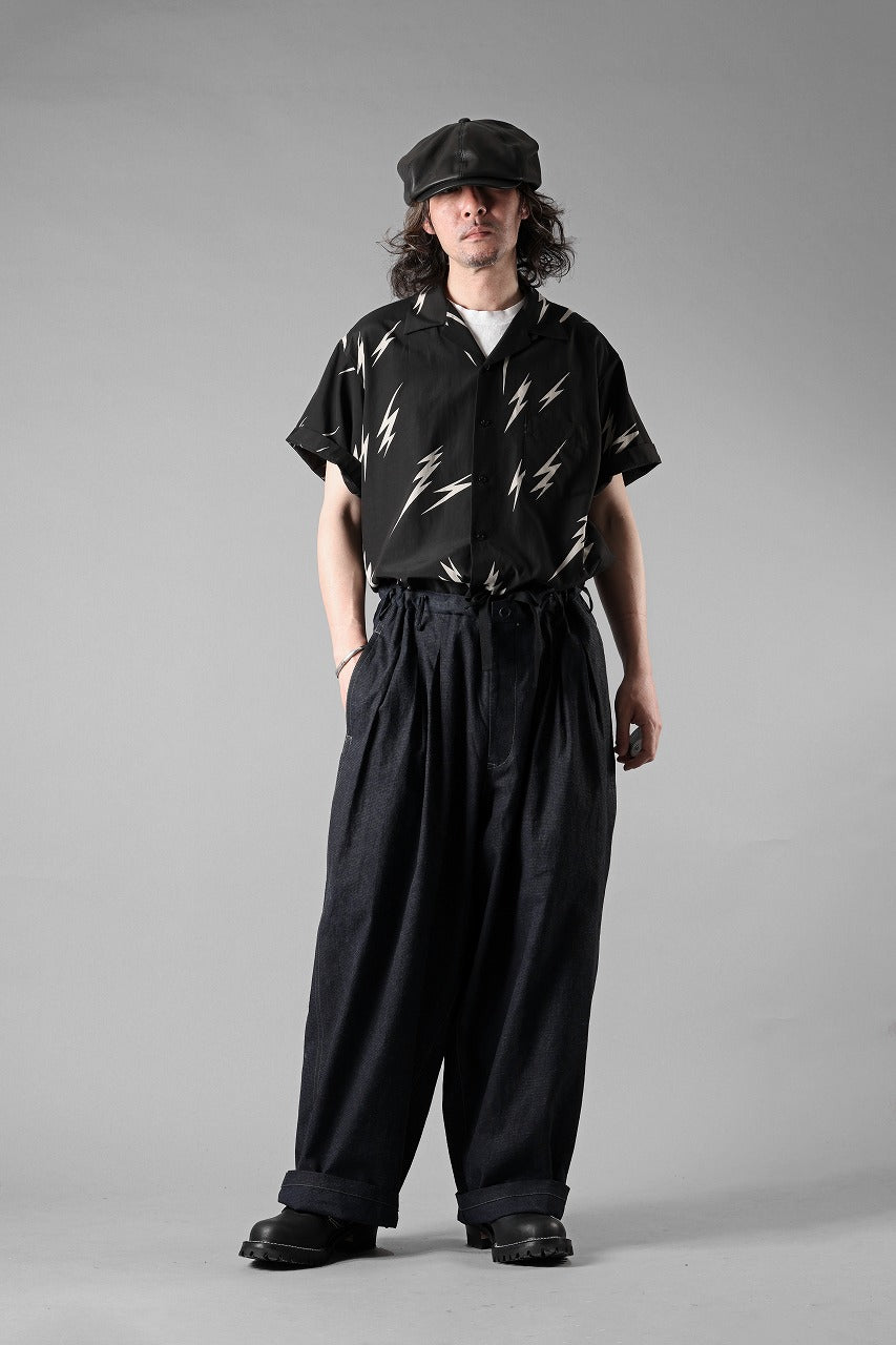 Load image into Gallery viewer, Y's for men x MASSES TE PATTERN DISCHARGE PRINT H/S SHIRT (BLACK)