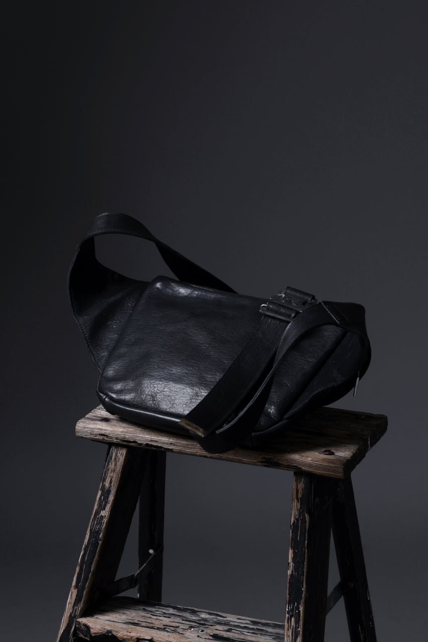 画像をギャラリービューアに読み込む, ierib Waist-Shoulder Bag / FVT Oiled Horse Leather (BLACK)