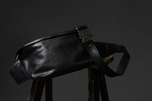 画像をギャラリービューアに読み込む, ierib Waist-Shoulder Bag / FVT Oiled Horse Leather (BLACK)