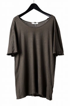 Load image into Gallery viewer, daub DYEING CENTRAL BACK SEAM ERGONOMIC T-SHIRT / SLAB COLI JERSEY (BROWN)