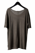 Load image into Gallery viewer, daub DYEING CENTRAL BACK SEAM ERGONOMIC T-SHIRT / SLAB COLI JERSEY (BROWN)