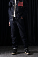 Load image into Gallery viewer, FULLCOUNT 1103W Clean Straight Jeans / 13.7oz Zimbabwe Selvedge Denim (INDIGO BLUE / ONE WASHED)