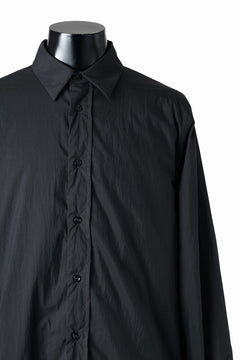 Load image into Gallery viewer, Ten c PADDED SHIRT / PIECE DYED COTTON/NYLON POPLIN (BLACK)