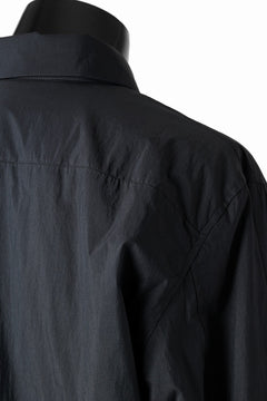 Load image into Gallery viewer, Ten c PADDED SHIRT / PIECE DYED COTTON/NYLON POPLIN (BLACK)