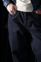 Load image into Gallery viewer, FULLCOUNT 0105W Wide Jeans / 13.7oz Zimbabwe Selvedge Denim (INDIGO BLUE / ONE WASHED)