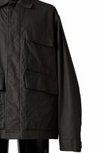 Load image into Gallery viewer, Ten c MIDLAYER FIELD JACKET / PIECE DYED CONYPE MICRO-FIBER (DARK OLIVE)