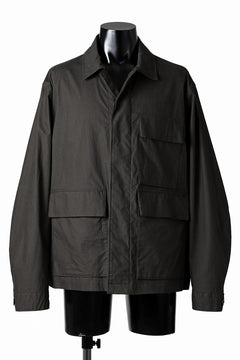 Load image into Gallery viewer, Ten c MIDLAYER FIELD JACKET / PIECE DYED CONYPE MICRO-FIBER (DARK OLIVE)