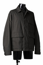 Load image into Gallery viewer, Ten c MIDLAYER FIELD JACKET / PIECE DYED CONYPE MICRO-FIBER (DARK OLIVE)