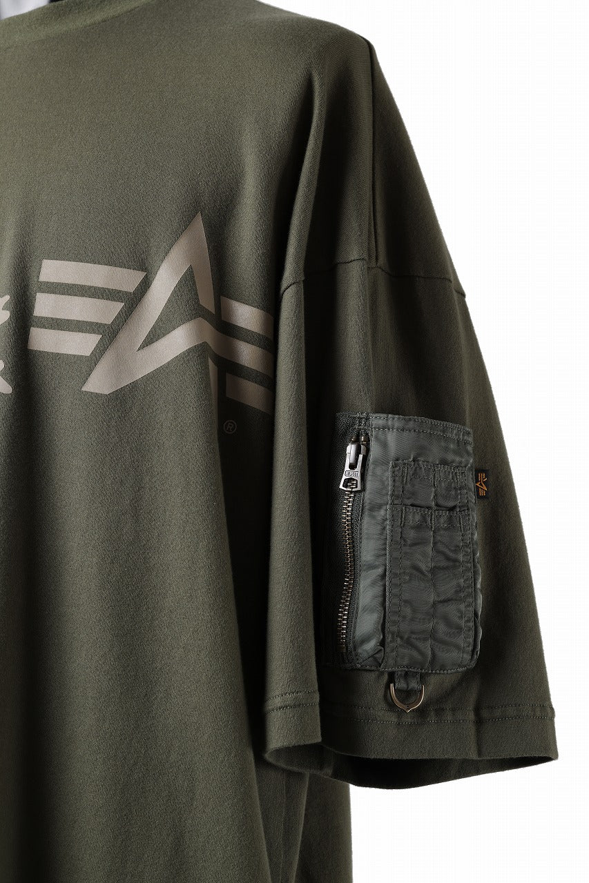 Load image into Gallery viewer, MASTERMIND WORLD x ALPHA INDUSTRIES CIGER POCKET TEE (OLIVE)