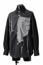 Load image into Gallery viewer, Feng Chen Wang RAW EDGE PATCHWORK DENIM SHIRT JACKET (BLACK)