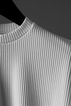 Load image into Gallery viewer, th products Pleats KnittedTee / Salt Lake Rib (white)