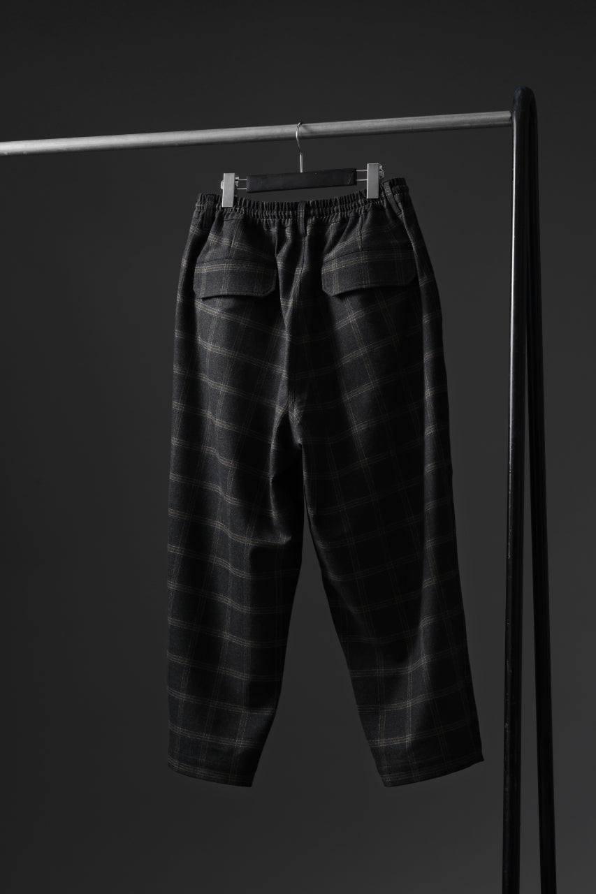 Load image into Gallery viewer, N/07 exclusive EASY WAIST TAPERED PANTS / T/R DOUBLE SIDE BRUSHED 2WAY STRETCH (CHECK)