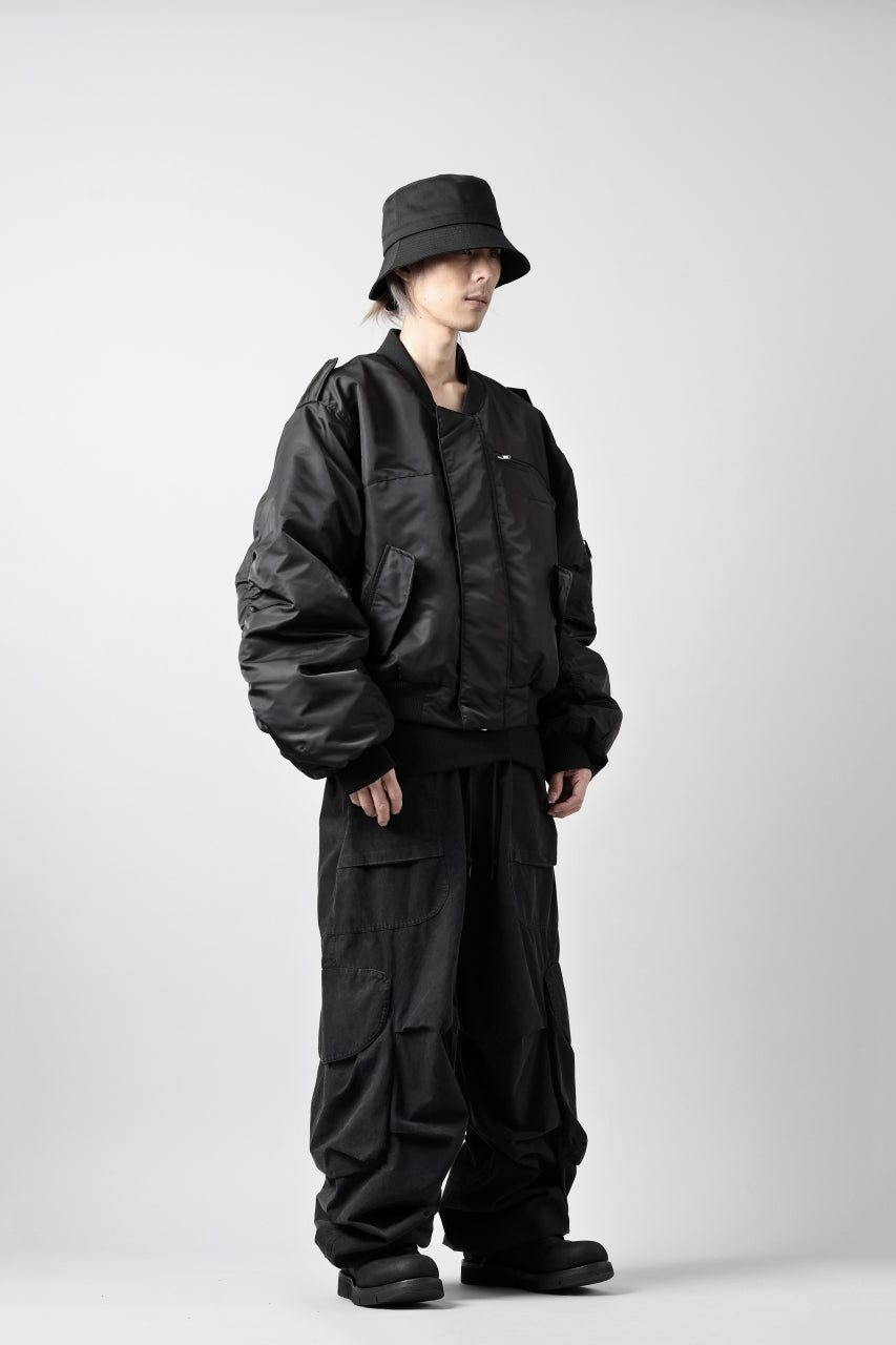 entire studios A-2 BOMBER PADDED JACKET (OIL)の商品ページ 