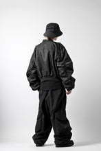 画像をギャラリービューアに読み込む, entire studios A-2 BOMBER PADDED JACKET (OIL)