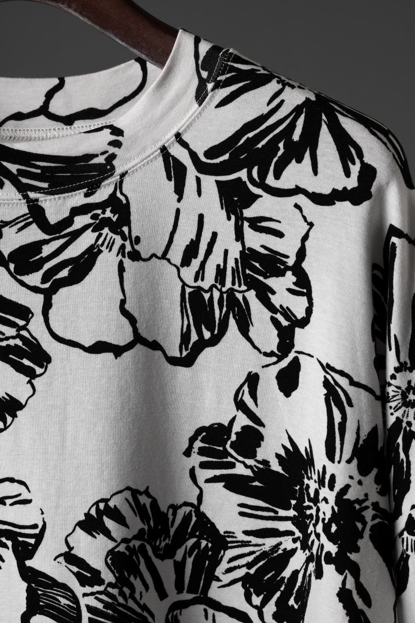 A.F ARTEFACT limited FLOWER PRINT SHORT SLEEVE TEE (WHITE x BLACK)