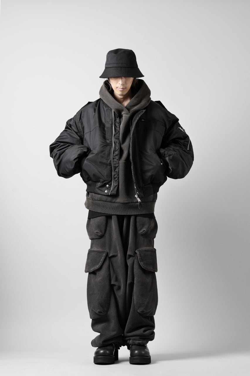 entire studios A-2 BOMBER PADDED JACKET (OIL)の商品ページ
