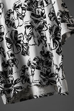 Load image into Gallery viewer, A.F ARTEFACT limited FLOWER PRINT SHORT SLEEVE TEE (WHITE x BLACK)