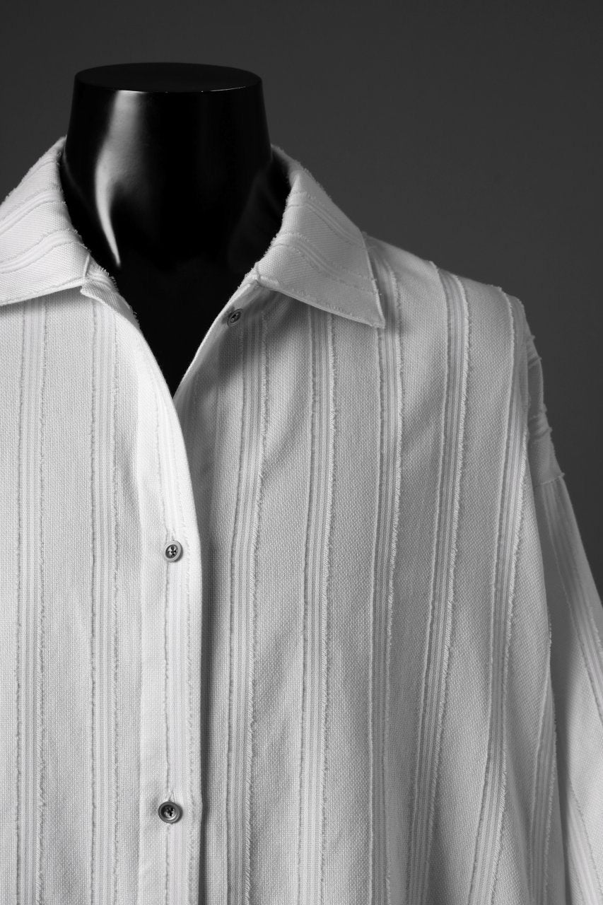 Load image into Gallery viewer, A.F ARTEFACT SQUEEZING HALF SLEEVE SHIRT / FRINGE STRIPE COTTON (IVORY)