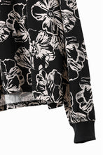 Load image into Gallery viewer, A.F ARTEFACT limited FLOWER PRINT LONG SLEEVE TEE (BLACK x WHITE)