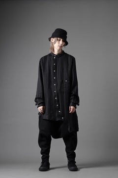 画像をギャラリービューアに読み込む, Aleksandr Manamis BIAS COLLAR STRIPE SHIRT (BLACK)