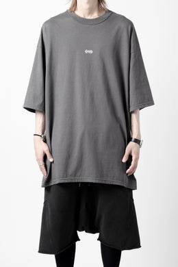 A.F ARTEFACT SHORT SLEEVE TEE / PRINT TYPE-A (GREY)