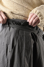 Load image into Gallery viewer, forme d'expression Harem Pants / FC7A (Carbon)