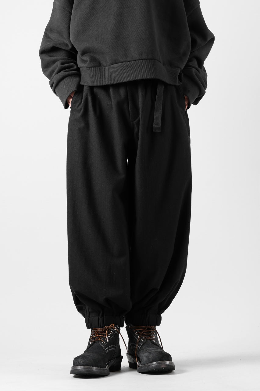 Y-3 Yohji Yamamoto WOOL FLANNEL WIDE CARGO PANTS (BLACK)