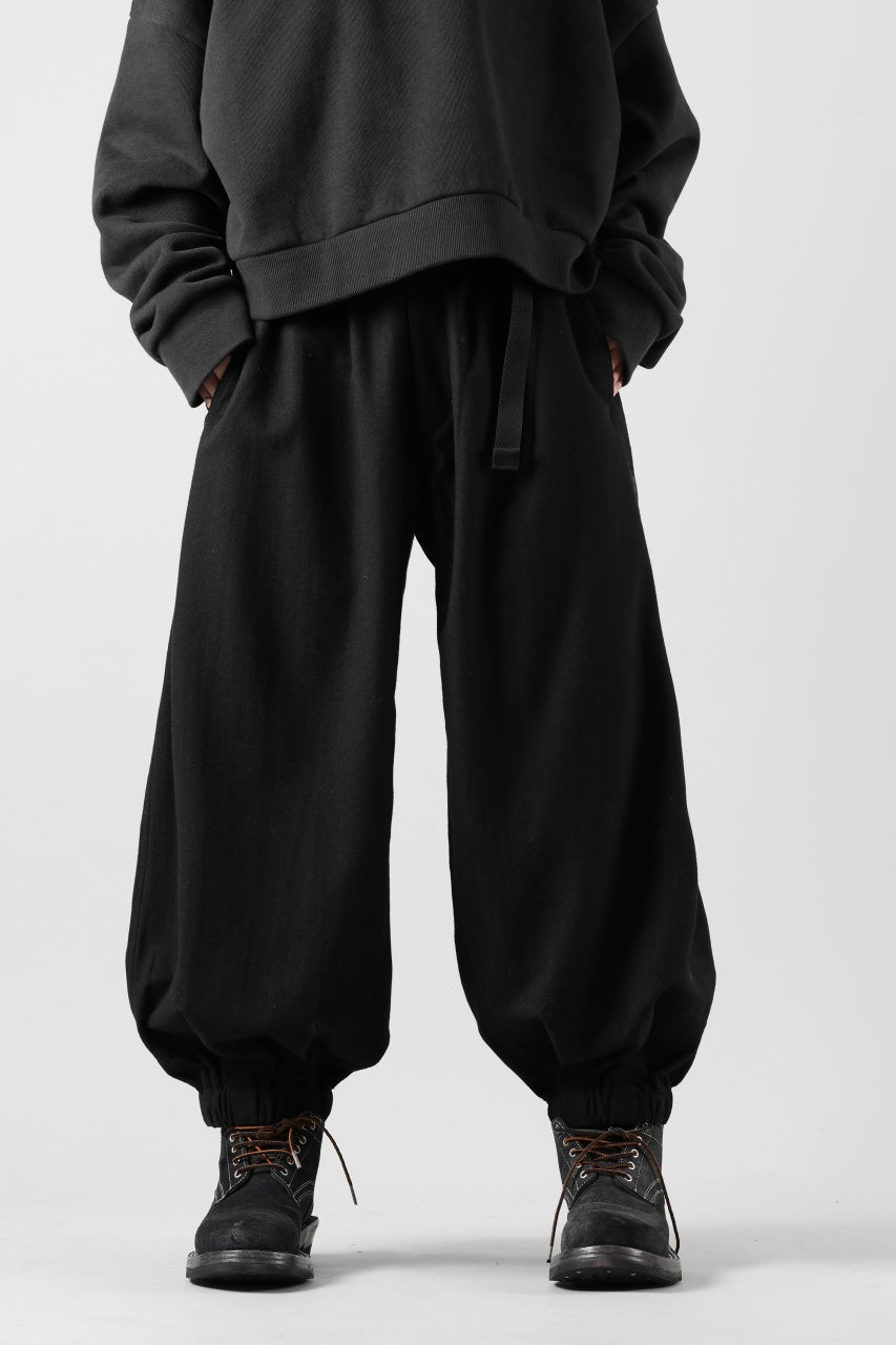 Y-3 Yohji Yamamoto WOOL FLANNEL WIDE CARGO PANTS (BLACK)