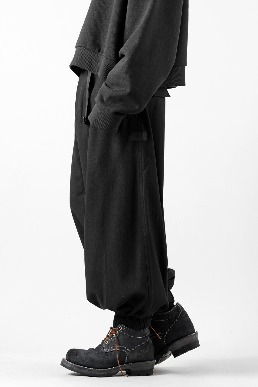 Y-3 Yohji Yamamoto WOOL FLANNEL WIDE CARGO PANTS (BLACK)