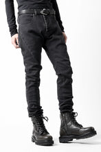 画像をギャラリービューアに読み込む, A.F ARTEFACT RELAXED SKINNY DENIM PANTS (BLACK)