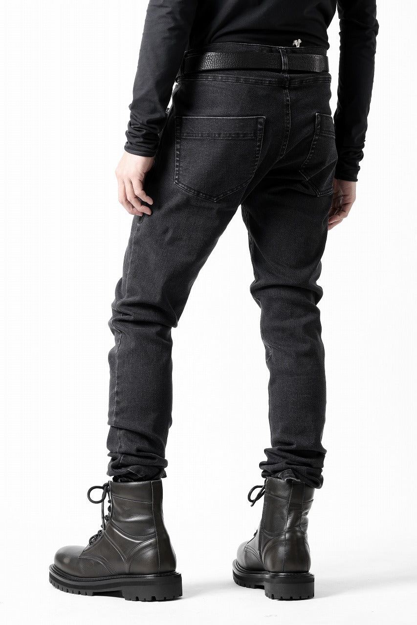 A.F ARTEFACT RELAXED SKINNY DENIM PANTS (BLACK)