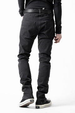 画像をギャラリービューアに読み込む, A.F ARTEFACT RELAXED SKINNY DENIM PANTS (BLACK)