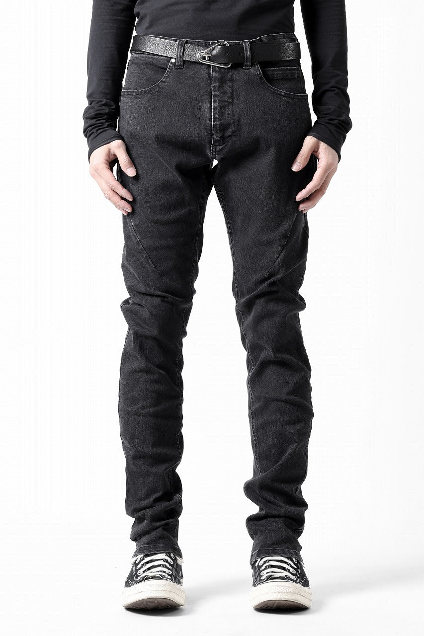 A.F ARTEFACT RELAXED SKINNY DENIM PANTS (BLACK)