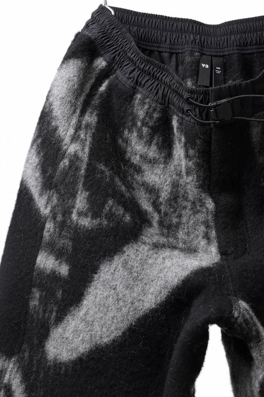 Y-3 Yohji Yamamoto FUZZY FLEECE SHORTS (BLACK + MULTI)