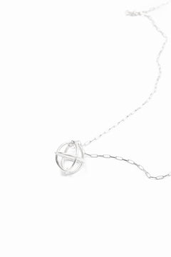 Load image into Gallery viewer, m.a+ medium + globe necklace with silver chain / AD31/AG (SILVER)